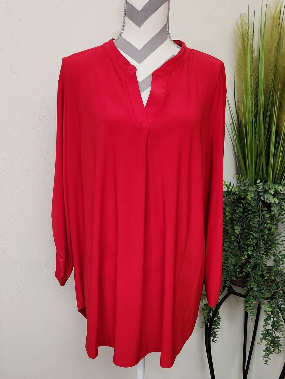Cato Elegant Red Split-Neck Tunic Top